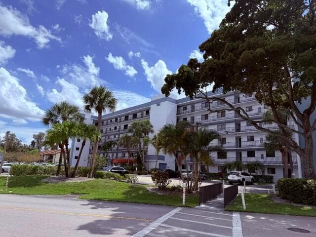7770 Tahiti Lane # 405, Lake Worth FL 33467, Lake Worth rental property