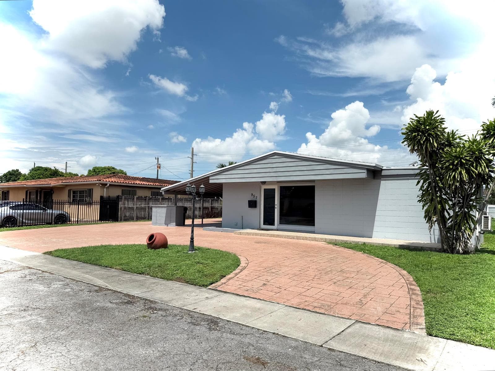 957 W 67th Street, Hialeah FL 33012, Hialeah rental property