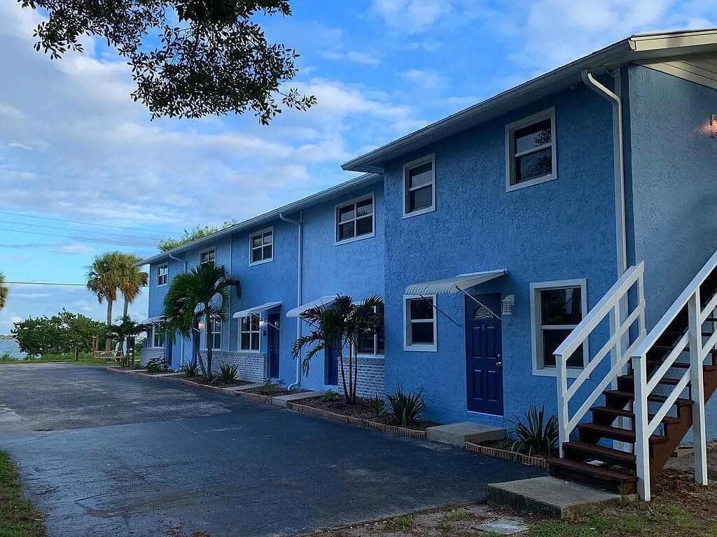 4220 NE Indian River Drive NE Unit 5, Jensen Beach FL 34957, Jensen Beach rental property