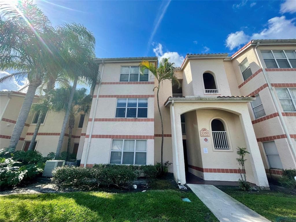 3350 N Pinewalk Dr Drive N # 1413, Margate FL 33063, Margate rental property