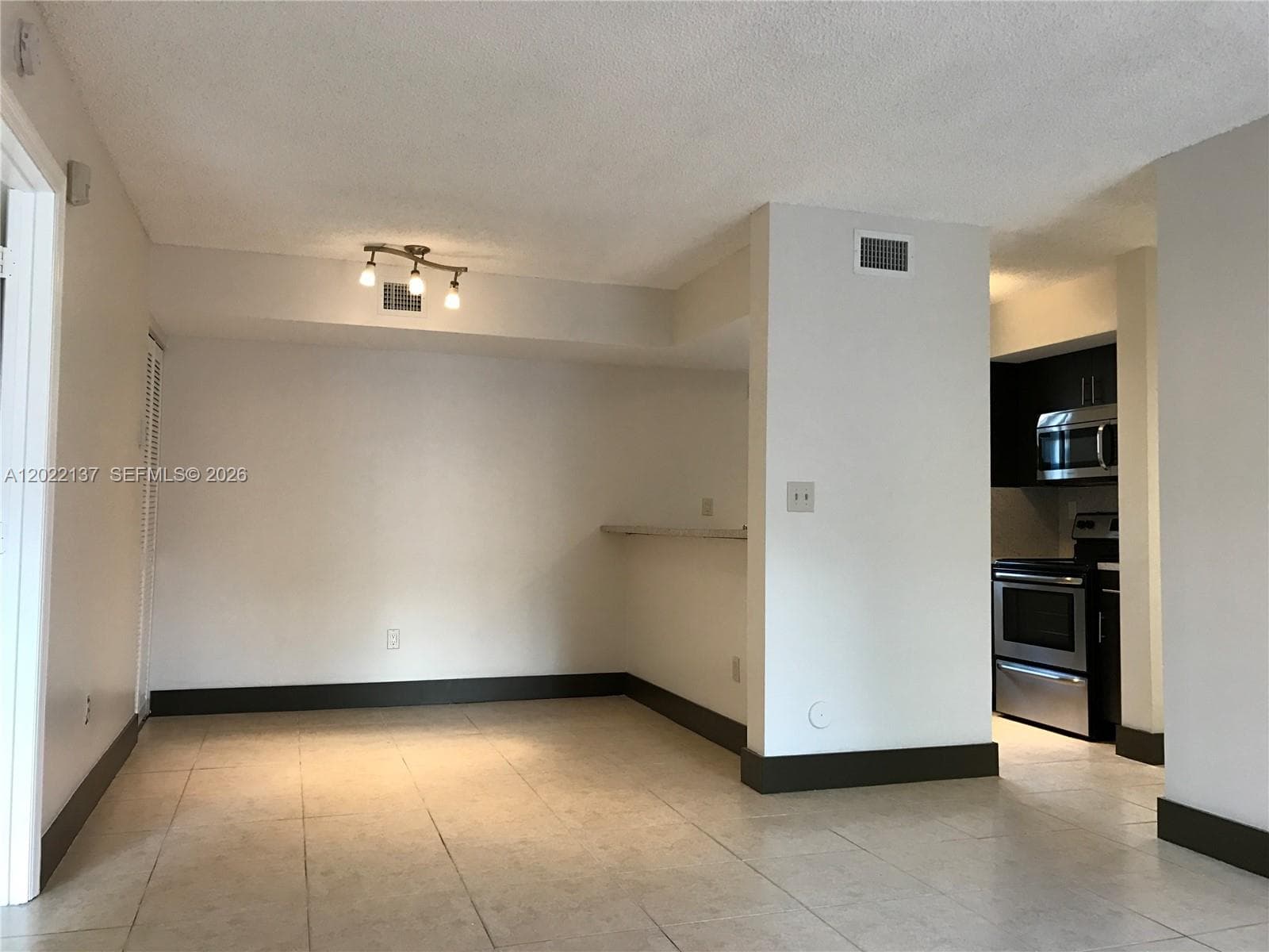 18224 Mediterranean Blvd # 17, Miami FL 33015, Miami rental property