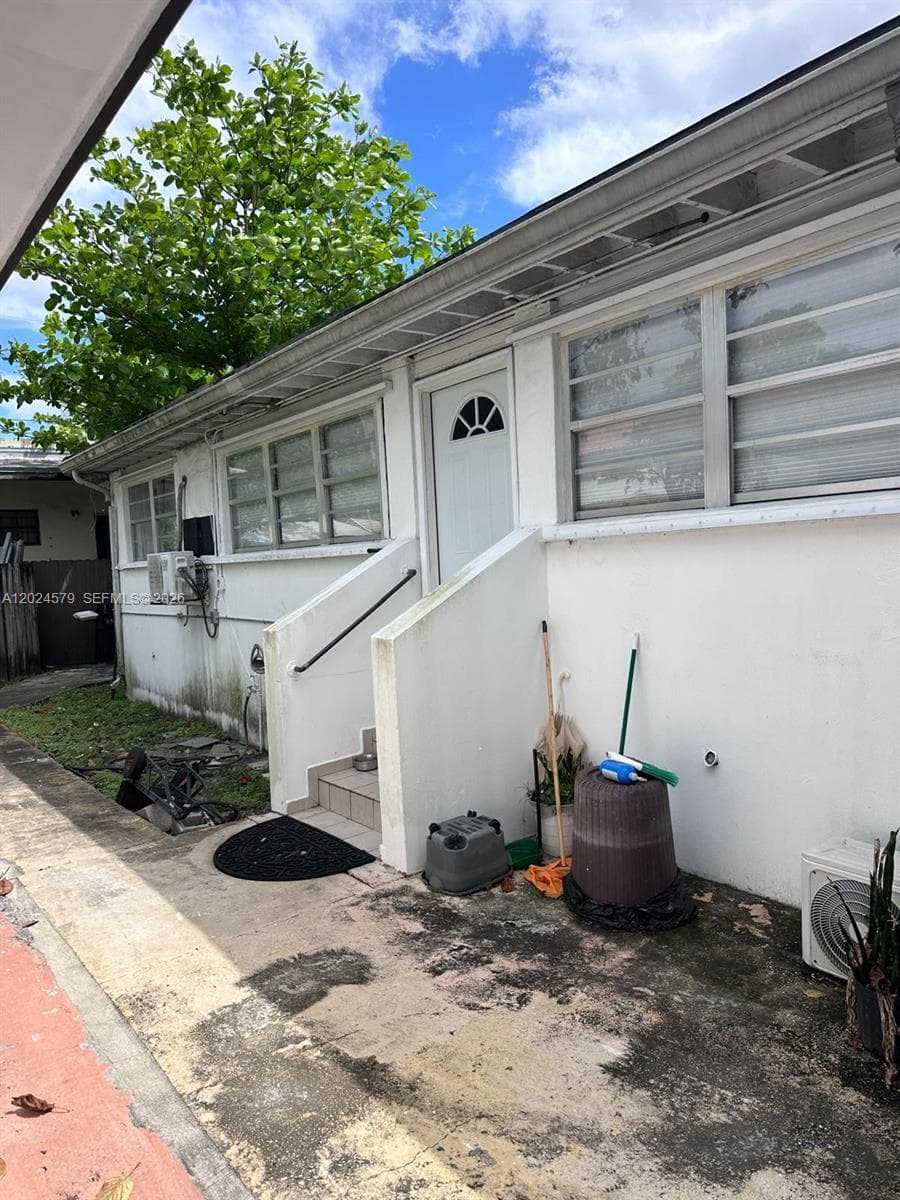 923 SW 43 ave # 1, Miami FL 33134, Miami rental property