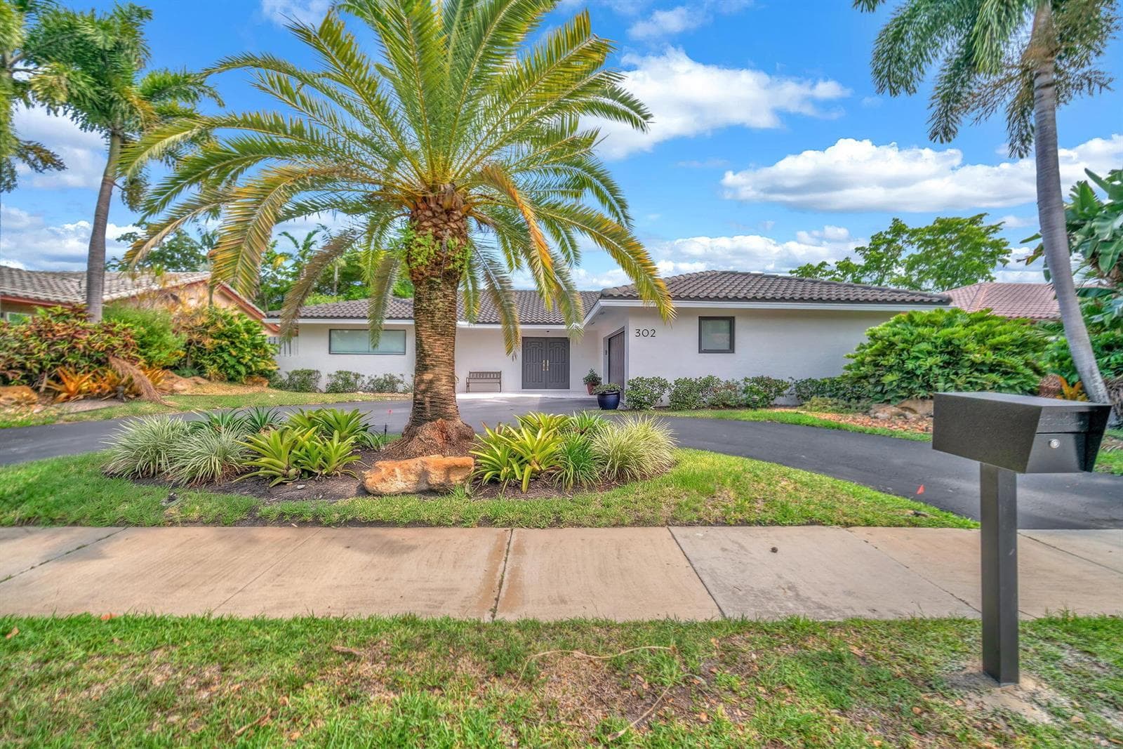 3020 N 34TH Street, Hollywood FL 33021, Hollywood rental property