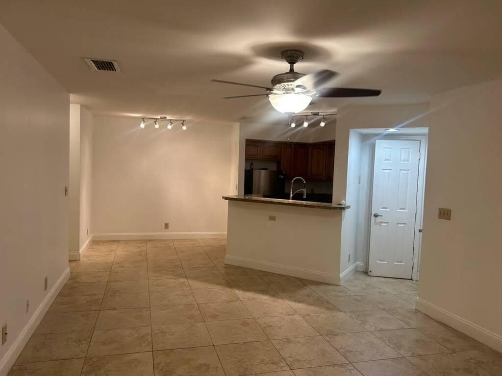3370 N PINEWALK Drive N # 1217, Margate FL 33063, Margate rental property