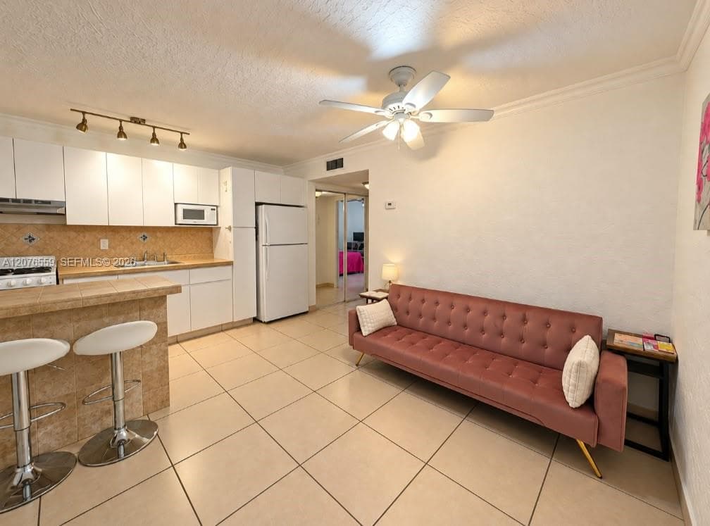 528 Meridian Ave # 202A, Miami Beach FL 33139, Miami Beach rental property