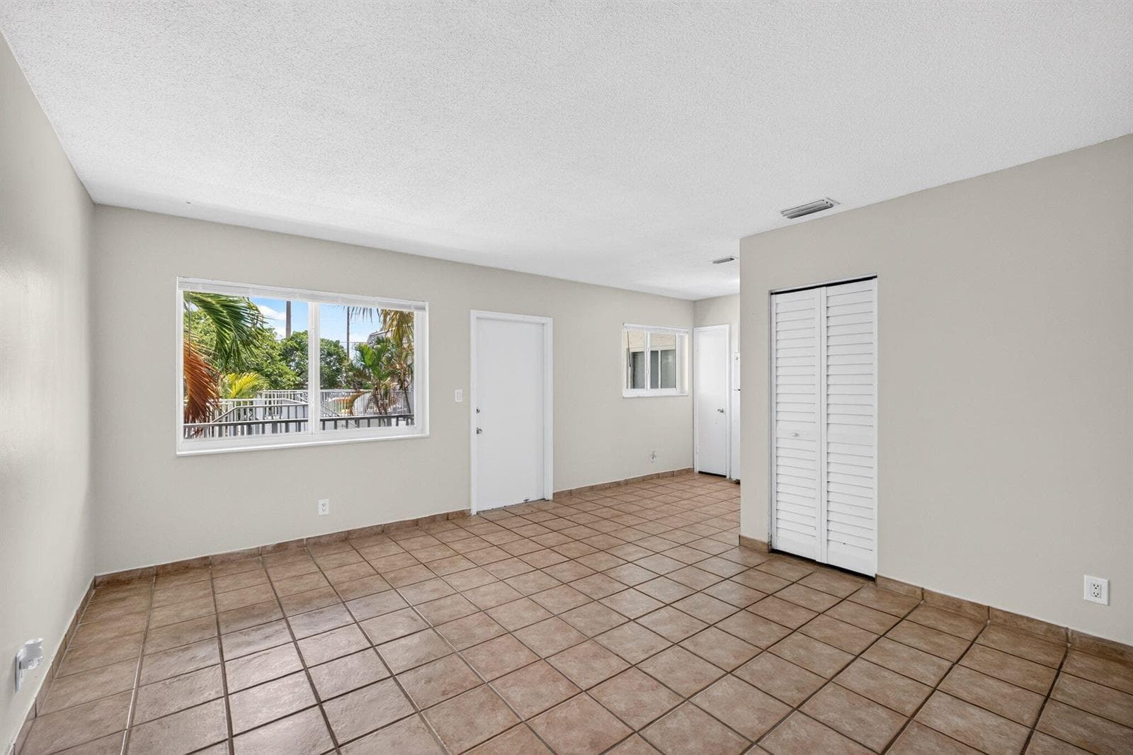1007 W PROSPECT # 205, Fort Lauderdale FL 33309, Fort Lauderdale rental property