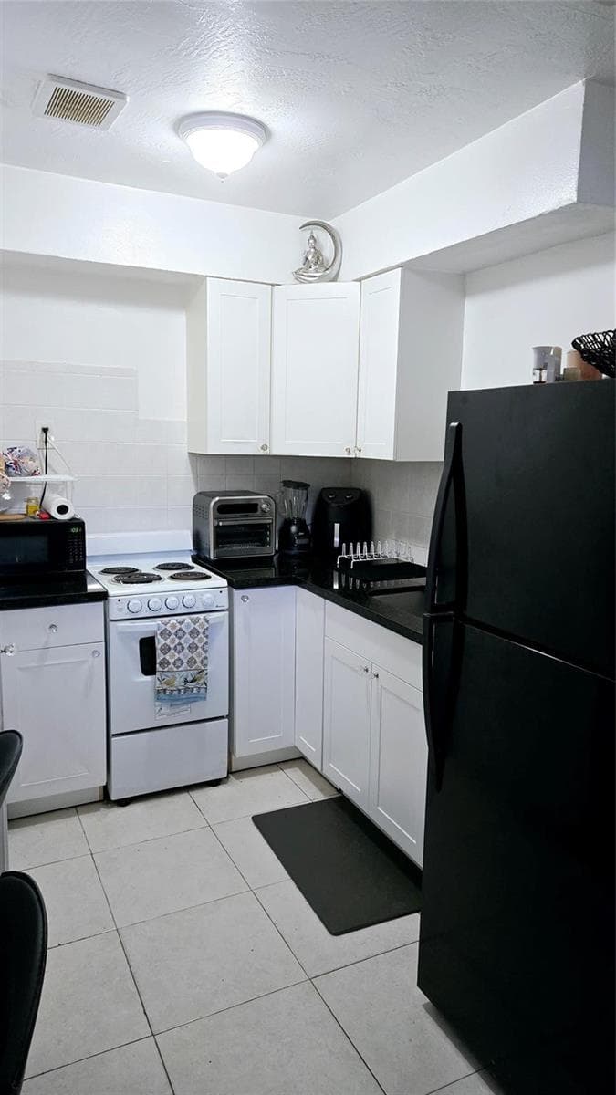 2213 LINCOLN Street # 2, Hollywood FL 33020, Hollywood rental property
