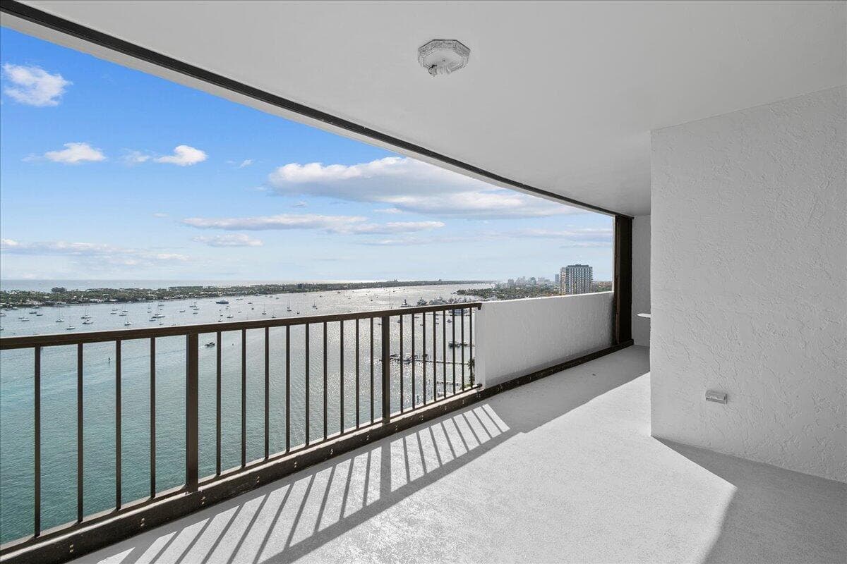 5200 N FLAGLER Drive # 2402, West Palm Beach FL 33407, West Palm Beach rental property