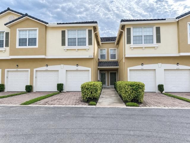 1571 SE HAMPSHIRE Way # 102, Stuart FL 34994, Stuart rental property