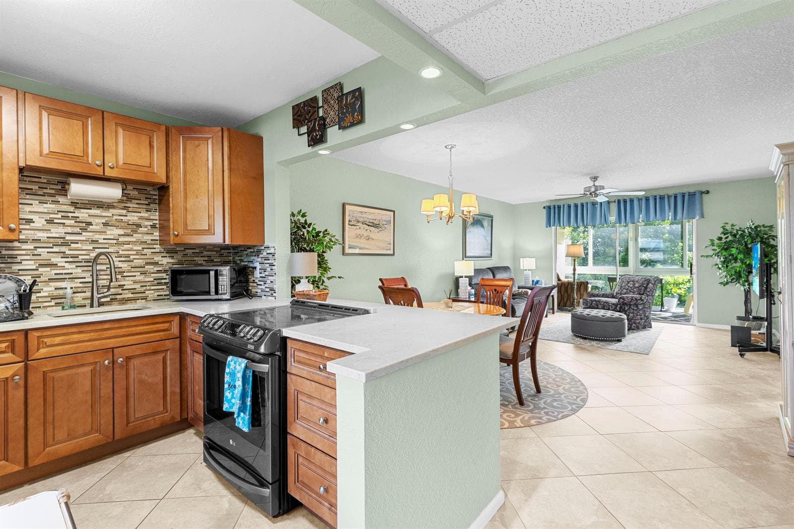 7797 GOLF CIR Drive # 303, Margate FL 33063, Margate rental property