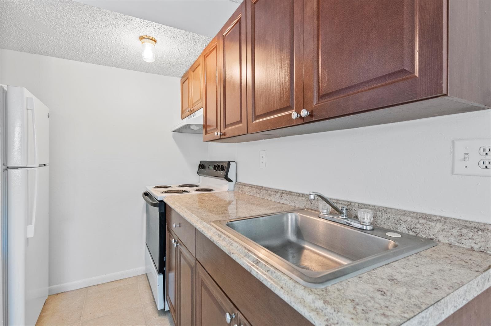 2054 NW 43RD Terrace # 4, Lauderhill FL 33313, Lauderhill rental property